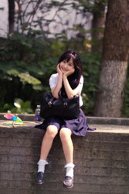 外回り中に突然の大雨一雨宿